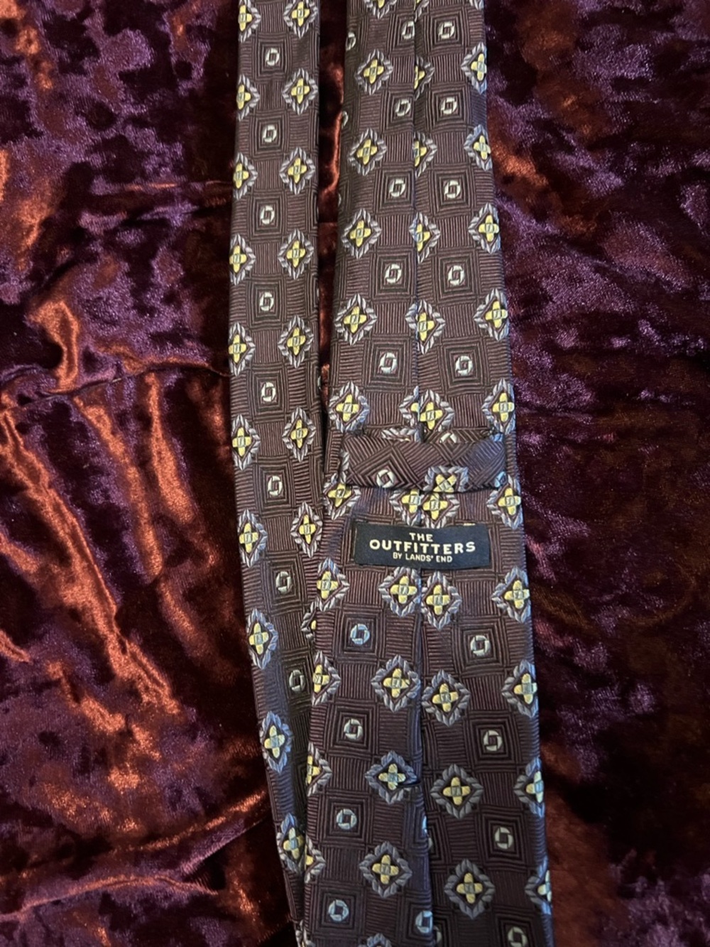 Chase Bank Lands' End Purple Geometric Silk-Blend Tie - Picture 2 of 3